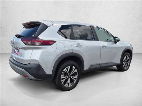 Used 2023 Nissan Rogue SV FWD image 5