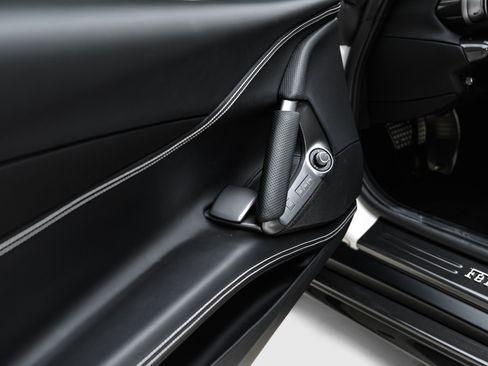 Used 2022 Ferrari 812 GTS RWD image 37