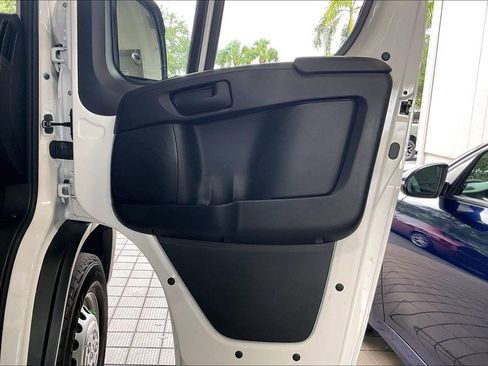 Used 2025 RAM ProMaster 3500 w/ Convenience Group FWD image 20