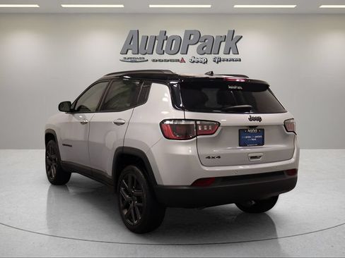 Used 2026 Jeep Compass Limited AWD/4WD image 8
