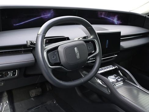 New 2026 Lincoln Nautilus Reserve image 11