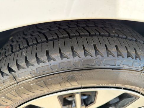 Used 2025 Honda Odyssey Elite image 8