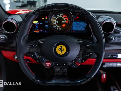 Used 2022 Ferrari F8 Tributo RWD image 30