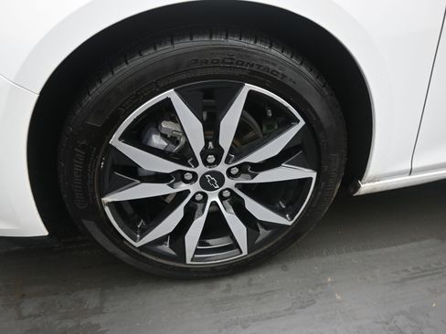 Used 2024 Chevrolet Malibu RS image 11