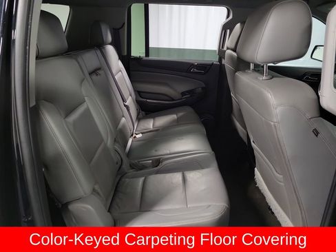 Used 2017 Chevrolet Suburban LT image 25