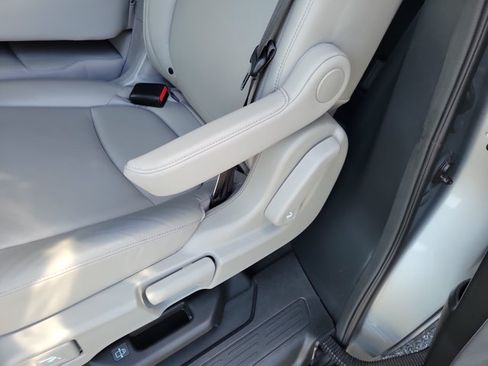 Used 2018 Honda Odyssey EX-L image 14