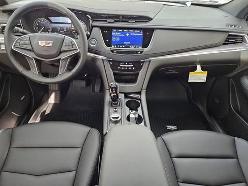 New 2026 Cadillac XT5 Luxury w/ LPO, Floor Liner Package image 11