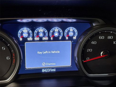 Used 2021 Chevrolet Suburban Premier w/ Premium Package image 3