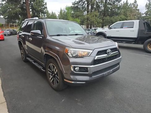Used 2017 Toyota 4Runner Limited AWD/4WD image 5