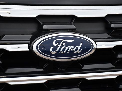 Used 2026 Ford Explorer Active w/ Active Comfort Package image 37