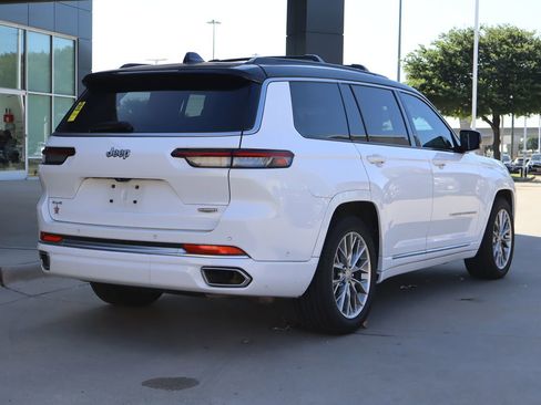 Used 2024 Jeep Grand Cherokee L Summit AWD/4WD image 3