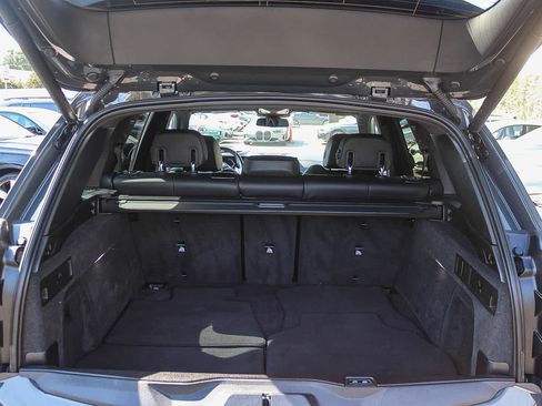 Used 2024 BMW X5 xDrive50e w/ M Sport Package AWD/4WD image 33