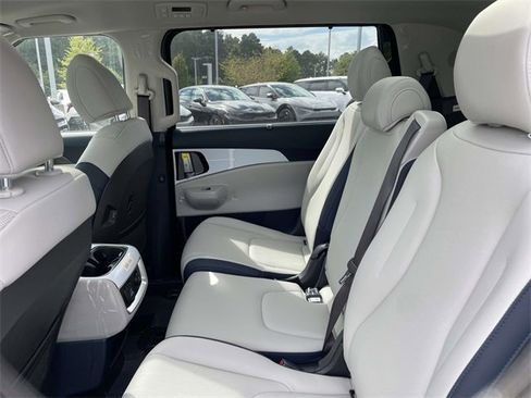 New 2026 Kia Carnival SX w/ SX Dark Edition Package image 22