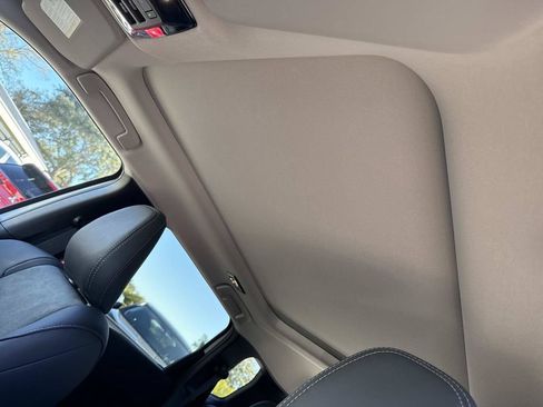 New 2026 Mitsubishi Outlander AWD image 44