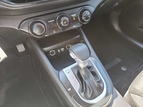 Used 2021 Kia Forte Sedan FWD image 19