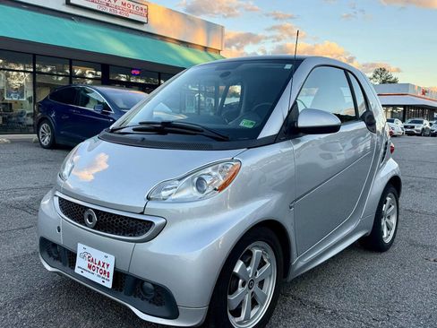 Used 2013 smart fortwo passion image 1