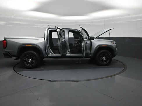 Used 2024 GMC Canyon Elevation w/ Convenience Package AWD/4WD image 28