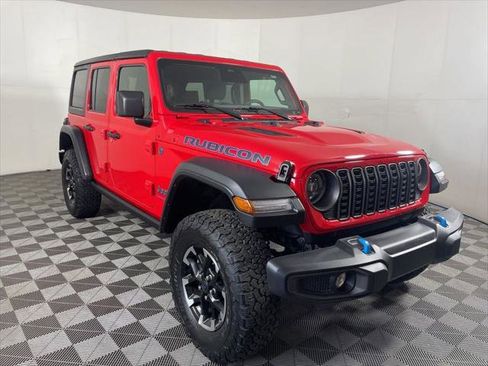 Certified 2025 Jeep Wrangler Unlimited Rubicon 4xe w/ Safety Group AWD/4WD image 3