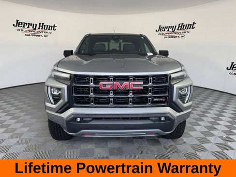 Used 2025 GMC Canyon AT4 AWD/4WD image 9