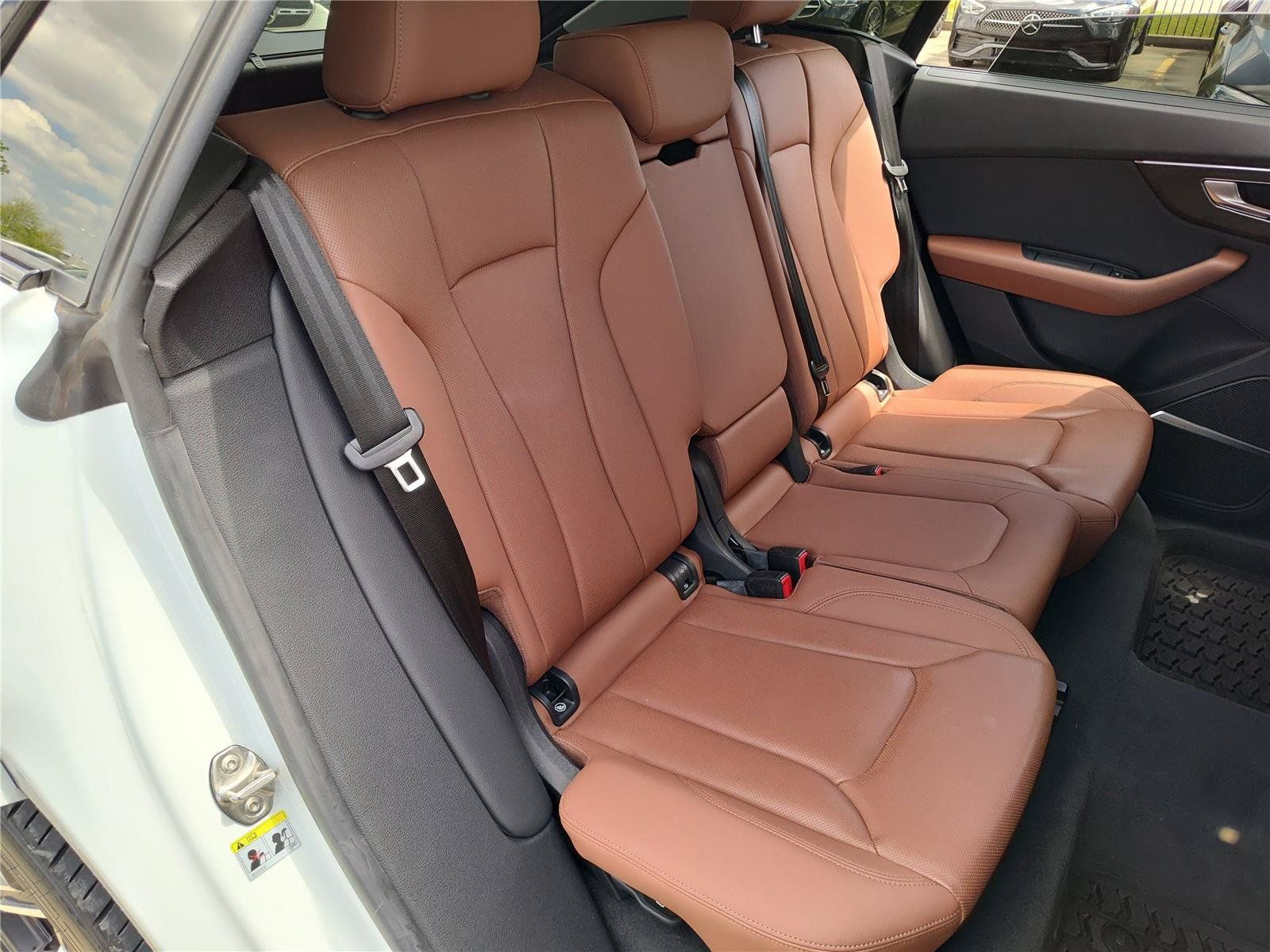 Used 2019 Audi Q8 Prestige w/ Adaptive Chassis Package AWD/4WD image 26