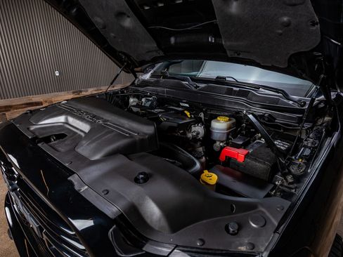 Used 2024 RAM 3500 Laramie w/ Night Edition image 39