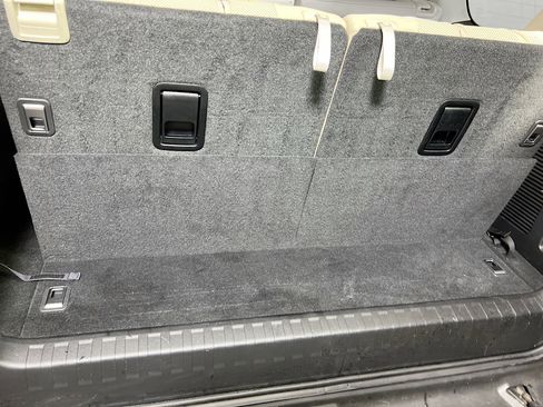 Used 2023 Lexus GX 460 Premium w/ Premium Package image 27