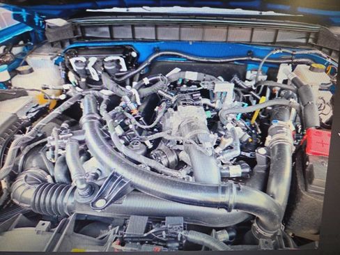 Used 2023 Ford Bronco Badlands AWD/4WD image 17