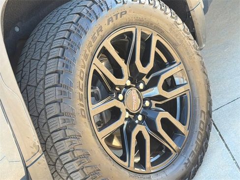 Used 2021 GMC Sierra 1500 Elevation image 9