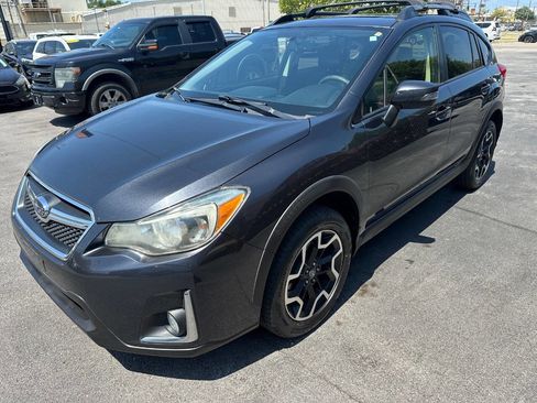 Used 2016 Subaru Crosstrek 2.0i Limited image 4
