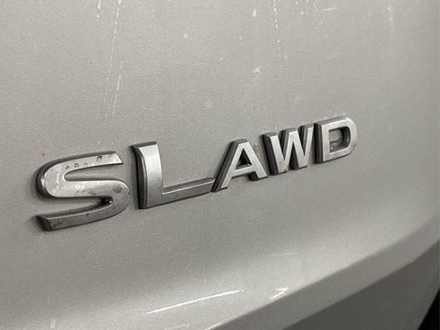 Used 2022 Nissan Rogue SL w/ SL Premium Package image 14