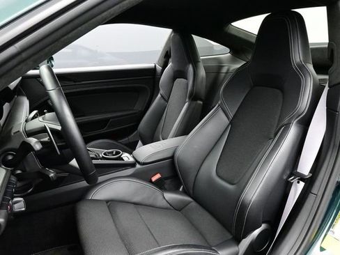 Certified 2022 Porsche 911 GT3 image 5