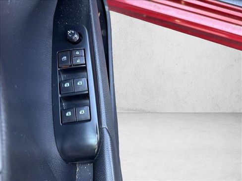 Used 2020 Toyota Camry SE FWD image 11