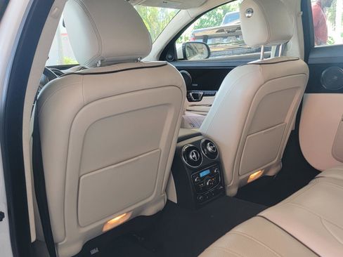 Used 2014 Jaguar XJ L Portfolio AWD/4WD image 11