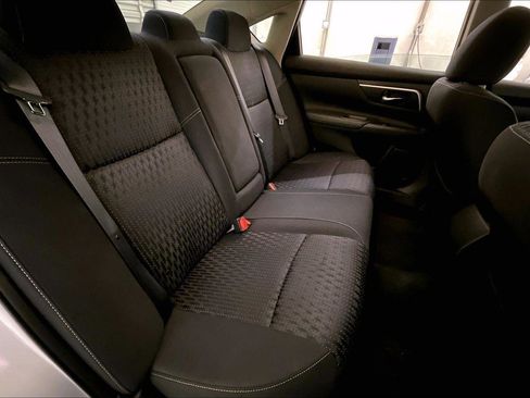 Used 2016 Nissan Altima 2.5 SV image 26