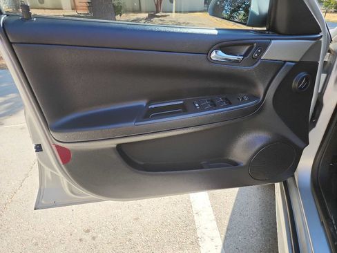 Used 2015 Chevrolet Impala Police FWD image 12
