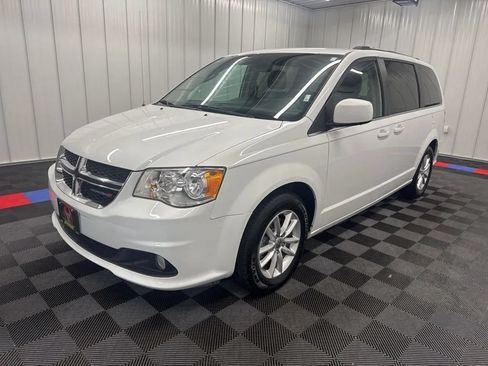 Used 2019 Dodge Grand Caravan SXT FWD image 6