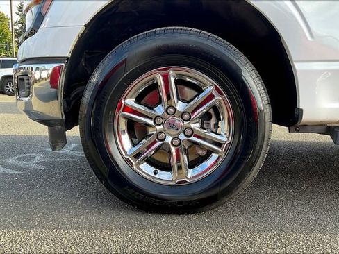 Used 2024 Ford F150 XLT image 8