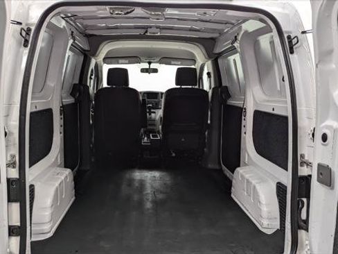 Used 2020 Nissan NV200 SV w/ Back Door Glass Package image 17