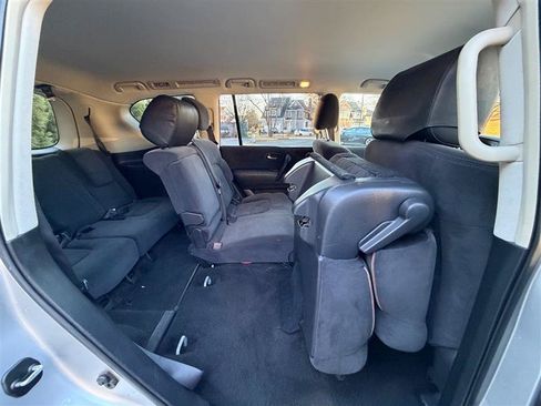 Used 2019 Nissan Armada SV w/ Driver Package RWD image 18