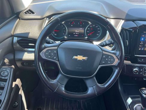 Used 2020 Chevrolet Traverse LT w/ Driver Confidence II Package AWD/4WD image 15