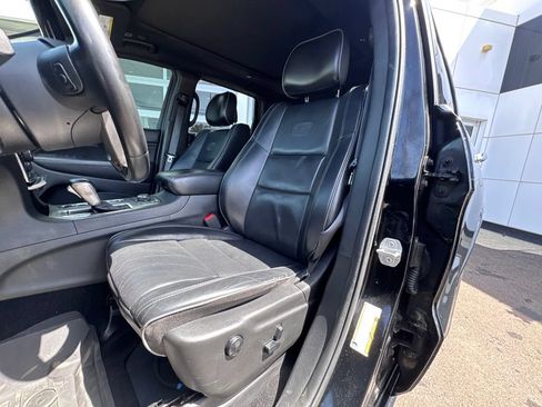 Used 2020 Jeep Grand Cherokee Overland AWD/4WD image 14
