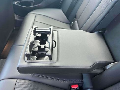 Used 2024 BMW 330i xDrive 330i xDrive Sedan AWD image 11