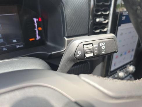 Used 2025 Ford Ranger XLT w/ FX4 Off-Road Package AWD/4WD image 18