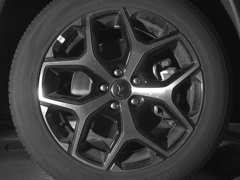 Used 2025 Jeep Compass Limited image 13