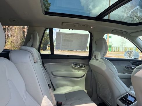 New 2026 Volvo XC90 B6 Ultra w/ Protection Package image 26