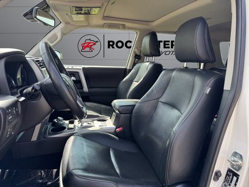 Certified 2022 Toyota 4Runner Limited AWD/4WD image 10