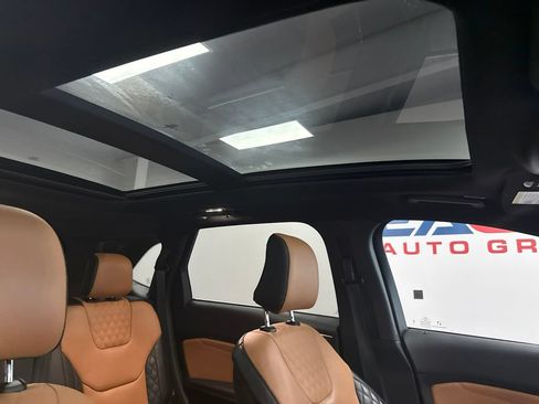 Used 2024 Ford Edge Titanium w/ Titanium Elite Package AWD/4WD image 38