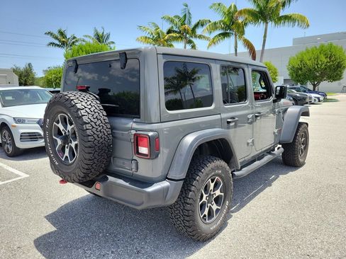 Used 2023 Jeep Wrangler Unlimited Rubicon w/ Cold Weather Group AWD/4WD image 6