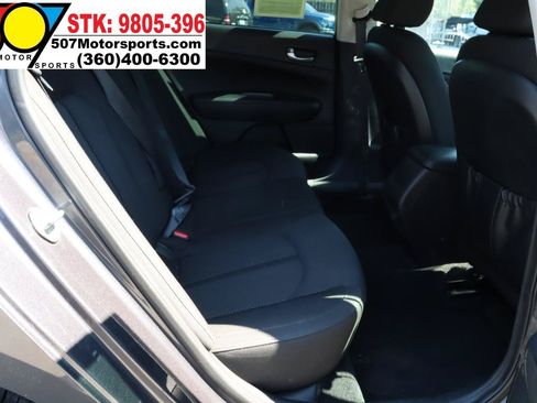 Used 2017 Kia Optima LX w/ Option Group 014 FWD image 16