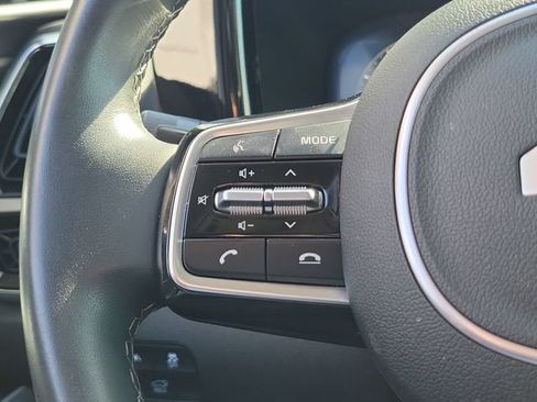 Certified 2023 Kia Sorento SX FWD image 26